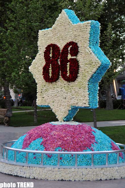 Holiday of Flowers celebrated in parks in Baku - PHOTO SESSION